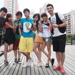 爱情公寓 - pWjOPEEQcCUe4IAGUFhzHJ3d7bK.jpg